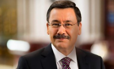 Mahkeme “FETÖ’CÜ” dedi, Melih Gökçek ihale verdi