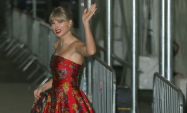 Taylor Swift, Beatles'ın liste rekorunu kırdı