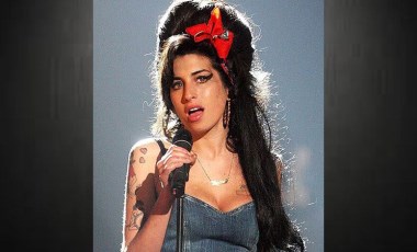 Amy Winehouse belgeseli...