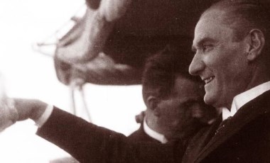 Atatürk'ün 'Nutuk' adlı eserinin öğrencilere dağıtılması 'uygun' bulunmadı!