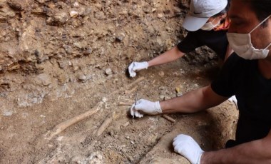 Adıyaman'da içerisinde 7 insan iskeleti olan oda mezar bulundu