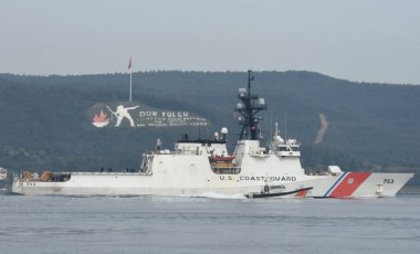 ABD Sahil Güvenlik gemisi, Çanakkale Boğazı'ndan geçti