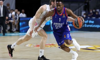 Anadolu Efes Madrid'de  sonunu getiremedi!