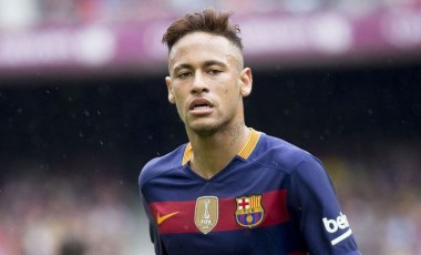 Barcelona Neymar'ı geri istiyor