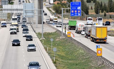 Kapanma öncesi 43 ilin geçiş noktası 'Kilit kavşak' Kırıkkale'de yoğunluk başladı