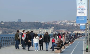 Üsküdar Sahili'nde turist yoğunluğu