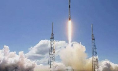 SpaceX, 60 adet Starlink uydusunu daha yörüngeye başarılı şekilde yolladı