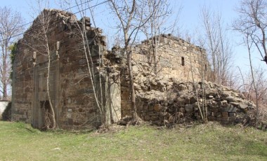 Samsun'da tarihi kiliseyi harabe çevirdiler: 