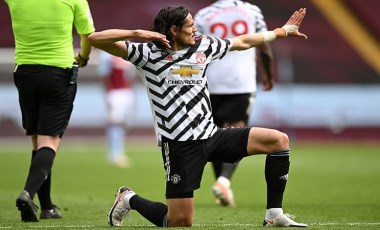 Edinson Cavani, Manchester United ile devam dedi