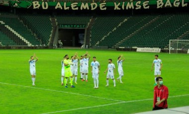 2. Lig'de Ankara Demirspor'u eleyen Kocaelispor, play-off yarı finalinde