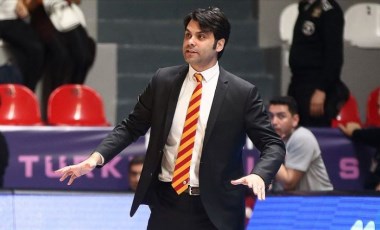 Galatasaray, kadın basketbol takımı başantrenörü Efe Güven'in sözleşmesini uzattı