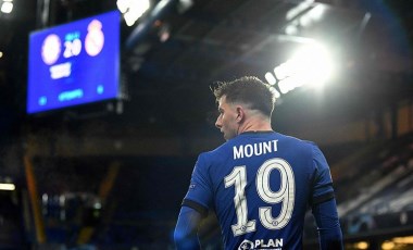 Mason Mount Chelsea'de yılın futbolcusu seçildi