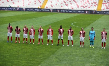 Sivasspor’da 17 oyuncunun sözleşmesi sürüyor