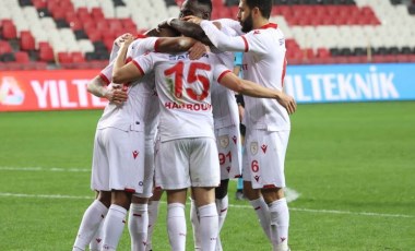 Samsunspor, Altınordu maçında protokol tribünün artılmasını talep etti