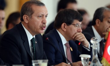 HKP'den Erdoğan ve Davutoğlu hakkında suç duyurusu