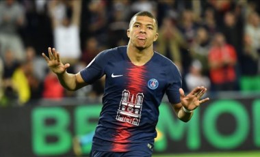 Real Madrid Mbappe için PSG ile görüşmelere başladı