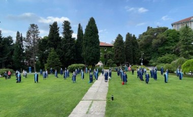 Boğaziçi Üniversitesi'nde akademisyenlerin nöbeti sürüyor