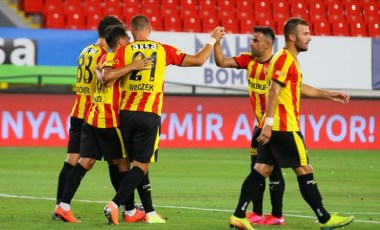 Göztepe, Zanka ve Hosseini ile ilgileniyor