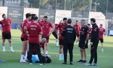 A Milli Futbol Takımı'nda Şenol Güneş'ten oyunculara uyarı