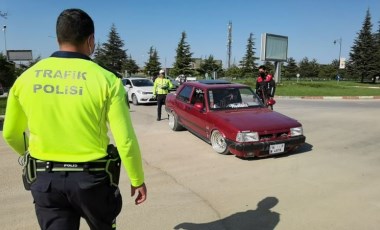 90 bin TL'ye modifiye ettiği otomobiliyle 2'nci kez ceza yedi