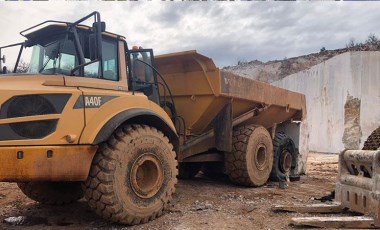 Karabük'te mermer ocağında kamyon lastiği patladı: 2 işçi yaralı