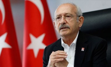 Kılıçdaroğlu yıllar öncesinden bir fotoğrafla Anneler Günü'nü kutladı