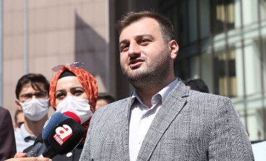 İBB’nin tatlı alımını protesto eden AKP İl Gençlik Kolları Başkanı'na, AKP'li İBB yönetiminin lüks araç tahsis ettiği ortaya çıktı