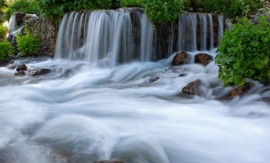 Munzur Gözeleri, güzelliğiyle turistlerin ilgi odağı