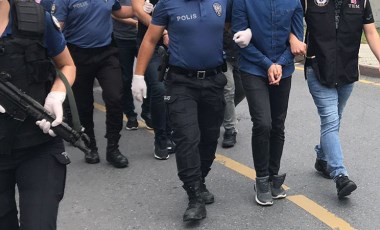 Balıkesir merkezli 32 ilde FETÖ operasyonu: Çok sayıda polis gözaltında