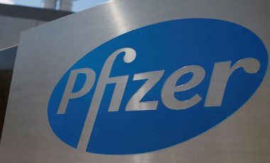 Pfizer'dan Covid-19 için sevindiren gelişme: Ölüm oranlarını azalttı