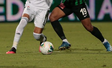 Denizlispor Başkanı Ali Çetin, taraftarlarla karşı karşıya