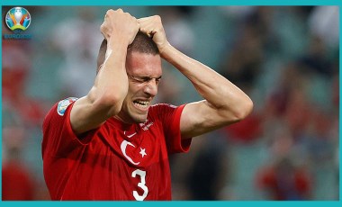 A Milli Futbol Takımı'nda Merih Demiral, Türk halkından özür diledi