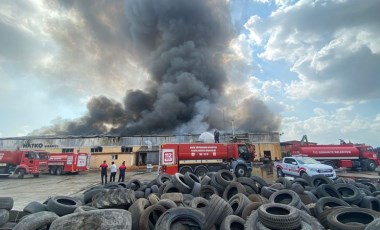 Osmaniye'de plastik geri dönüşüm fabrikasında yangın