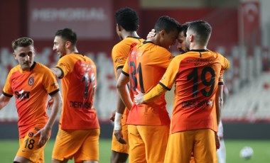 Galatasaray'da Mostafa Mohamed, hazırlık maçında sakatlandı