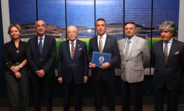 Fenerbahçe'de Ali Koç mazbatasını aldı