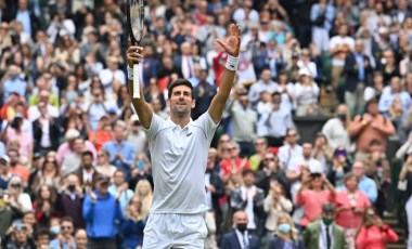 Wimbledon’da Novak Djokovic üçüncü tura yükseldi