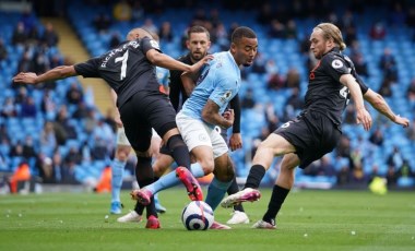 Everton, 5 futbolcusu ile yollarını ayırdığını açıkladı