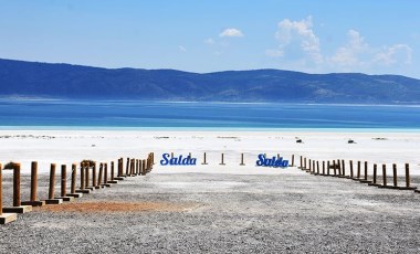 Salda Gölü'nde süren inşaat alanına yönelik çevre dernekleri açıklama yaptı