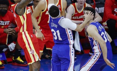 NBA'de 76ers, Hawks karşısında seriyi eşitledi