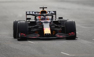 Max Verstappen: “Gelecek yıl şampiyonluk için yarışacağımızın garantisi yok”