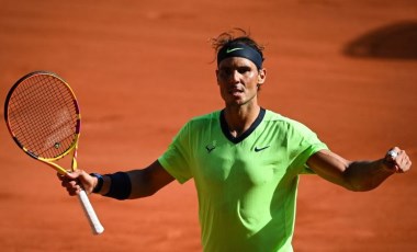 Fransa Açık'ta Nadal yarı finale çıktı