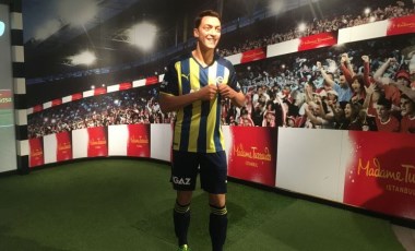 Fenerbahçeli Mesut Özil'in balmumu heykeli İstanbul'da