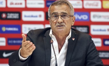 Burak Elmas'tan Şenol Güneş'e yabancı kuralı göndermesi!