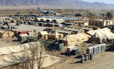 Afganistan'dan çekilme sürecini tamamlamak üzere olan ABD, Bagram Hava Üssü'nü Afganlara devretti