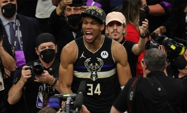 NBA'de Giannis Antetokounmpo, final serisinin en değerlisi seçildi