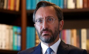 Fahrettin Altun'dan 'yurt dışından fonlanan basın kuruluşları' açıklaması