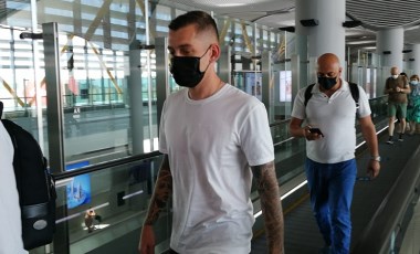 Galatasaray'ın yeni transferi Alexandru Cicaldau İstanbul'a geldi