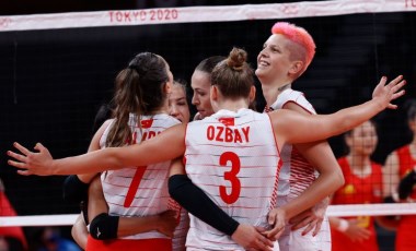 TOKYO 2020 |Türkiye Milli Kadın Voleybol Takımı, Çin'i set vermeden geçti