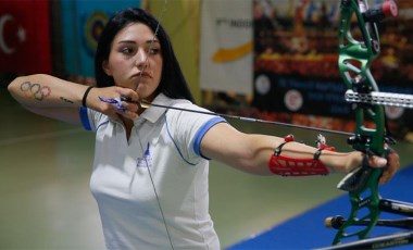 Tokyo 2020'de milli okçu Yasemin Ecem Anagöz, üçüncü turda