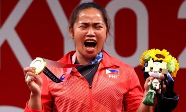 TOKYO 2020 | Filipinlere ilk olimpiyat madalyasını getiren Hidilyn Diaz'a para ödülü!